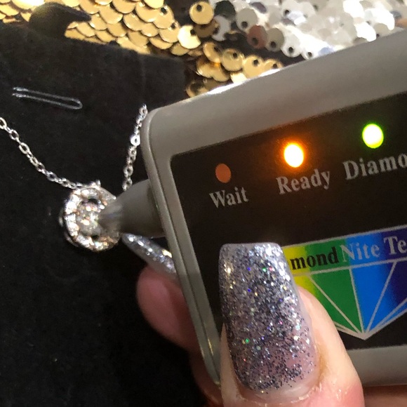 10k two tone gold vermeil dancing diamond stunning pendant 1 carat GRA CERTIFIED - Picture 6 of 6